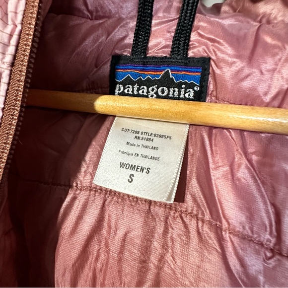PATAGONIA Micro Puff Hooded Full Zip Jacket - Picture 6 of 14